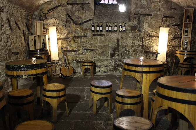 Concert at Casa Do Fado Ribeira - Authentic Portuguese Cuisine