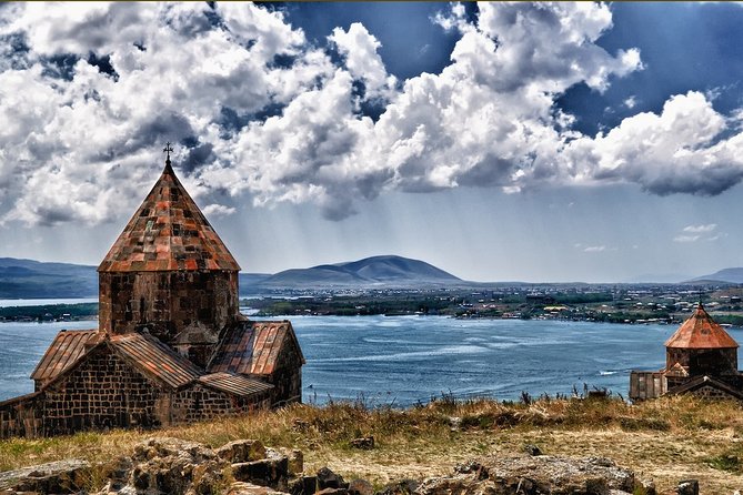 Conquering Armenia - Customer Reviews