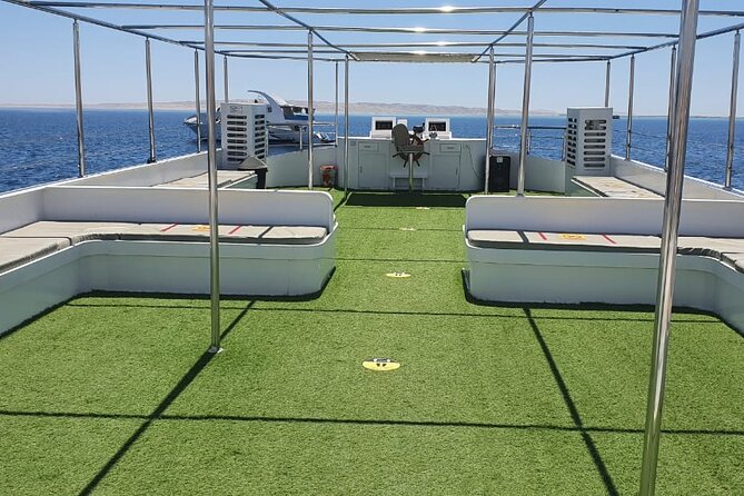 Conquest Semi Submarine Snorkeling Trip With Transfer -Hurghada - Snorkeling Guide Information