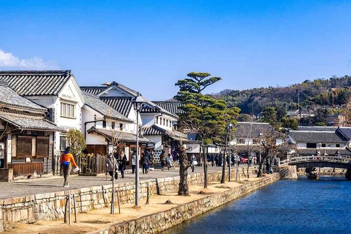 Contrasts of Japan end Tokyo by Europamundo - 10-Day Tour (2026-27 Departures) - Nara and Osaka: a giant Buddha, deer and neon