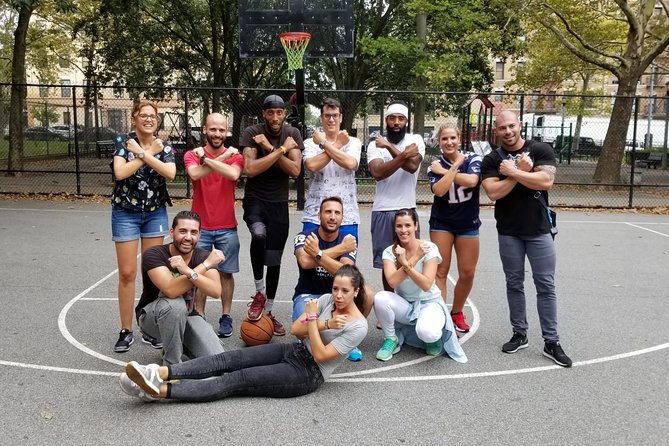 Contrasts of New York - Bronx, Queens and Brooklyn Arcol Travel - Times Square: The Vibrant Meeting Point