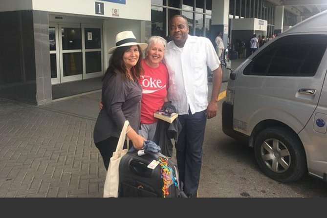 Convenient Airport Transfer To Hotel Riu Montego Bay - Airport Pickup Options