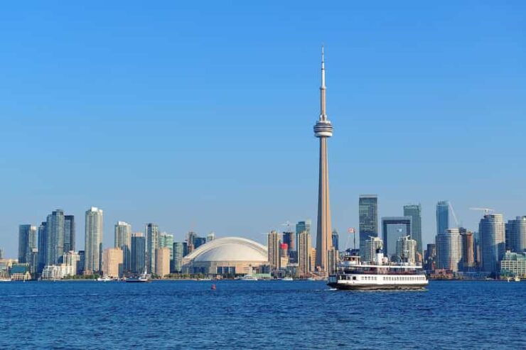 Convenient Bus Transfer Between Hamilton Airport and Toronto - Good To Know