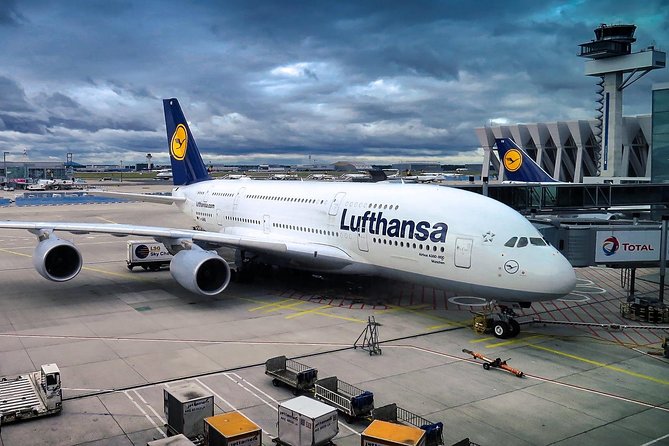 Convenient Luxury Transfer: Amsterdam to Frankfurt - Overview