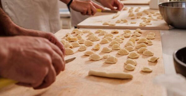 Conversano: Authentic Puglian Cooking Class With Local Host - Location and Setting