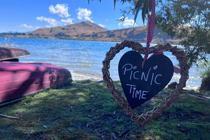 Convertible Picnic Tour Queenstown - A Stylish Way to See Queenstowns Natural Beauty