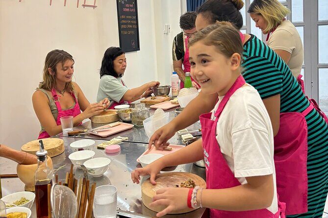 Cook 4 Local Vietnamese Dishes In Pink-themed Class & Market Tour - Good To Know