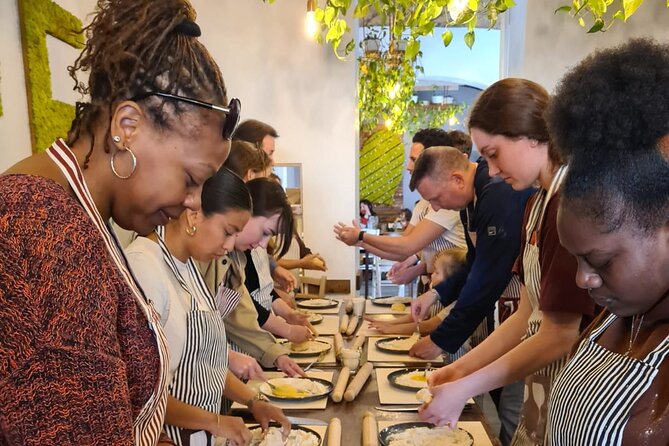 Cooking Class 2 Hour Vatican Fettucine and Tiramisù - Step-by-Step Fettucine Recipe