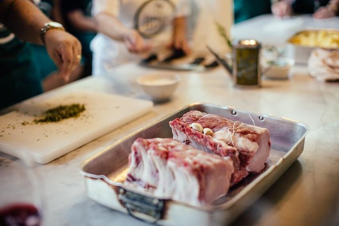 Cooking Class and Lunch at a Tuscan Farmhouse With Local Market Tour From Florence - The Sum Up