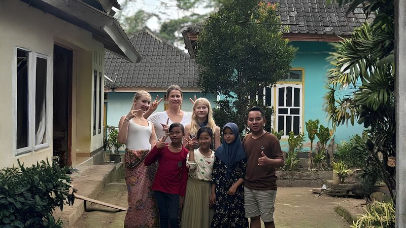 Cooking Class at Local House in Lombok And Optional Waterfall Tour - Cooking starts at Sahman’s House