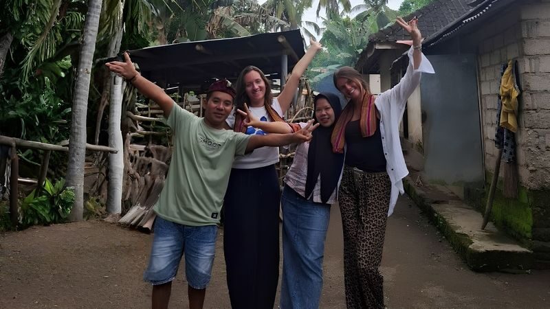 Cooking Class at Local House in Lombok And Optional Waterfall Tour - Who should book this Lombok experience?