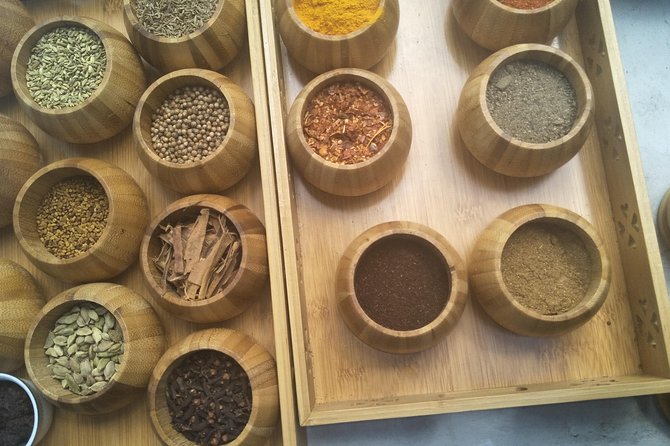Cooking Class At Thotupola Residence By Sulochana - Discover the Secrets of Sri Lankan Cuisine