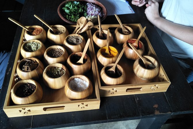 Cooking Class At Thotupola Residence By Sulochana - Enhance Your Cooking Skills at Thotupola Residence