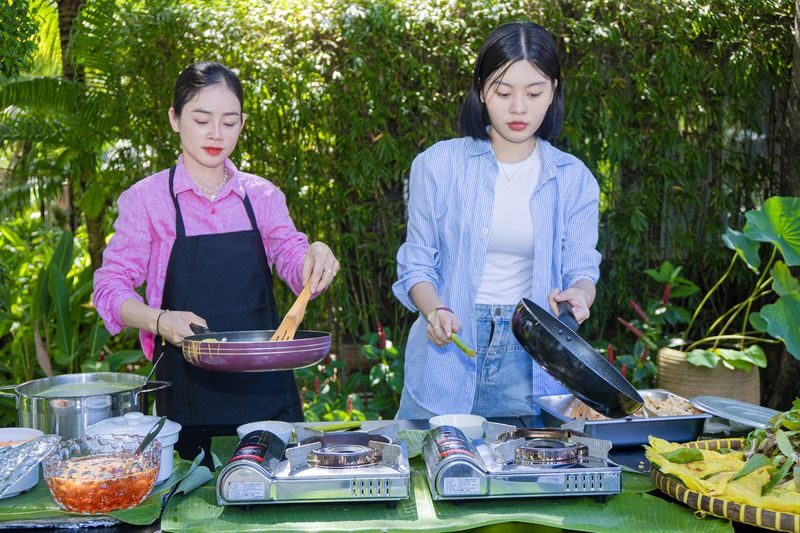 Cooking Class, Candle Workshop & Wellness Retreat in Phu Quoc - Learning to make bánh xèo
