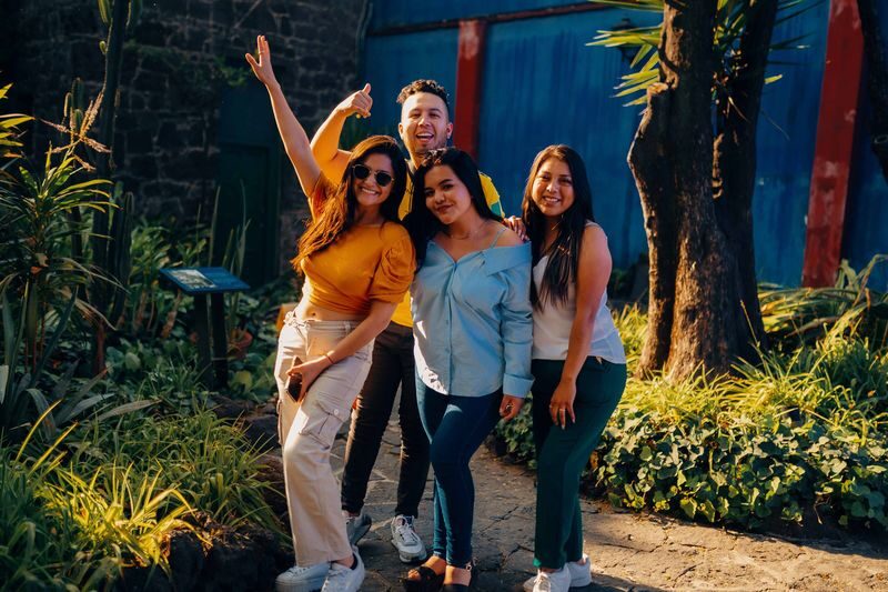 Cooking Class Experience in Mexico with Frida Kahlo Tour - Should you book the Coyoacán and Casa Azul tour?