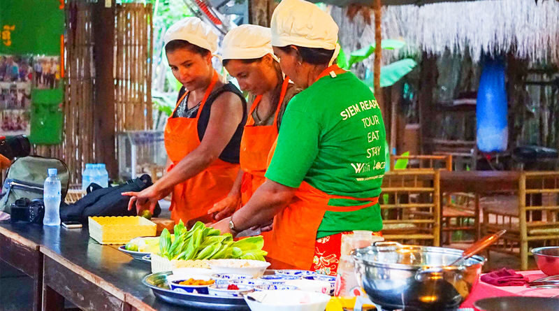 Cooking Class in a Small Village in Siem Reap - Lunch with the family