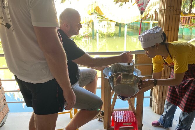 Cooking Class With Locals Chef in Tra Que Herbs Village - Directions to Tra Que Herbs Village