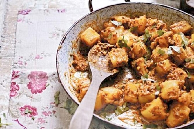 Cooking Class With Lunch or Dinner at Dera Mandawa - Jaipur - Suitable Attendees and Inclusions