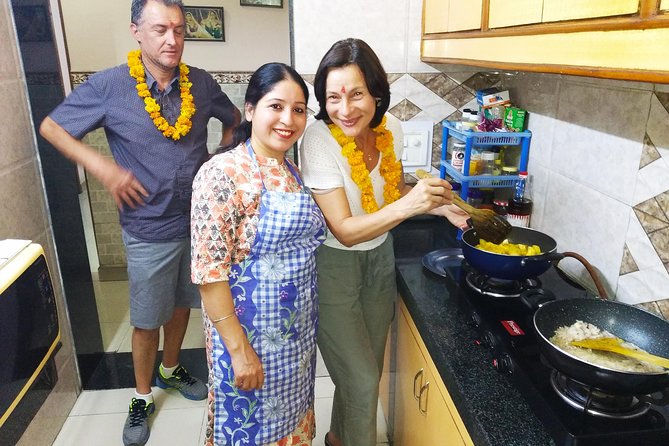 Cooking Demo Lunch/Dinner and Interaction With an Indian Family @ Chez Anjali - Inclusions
