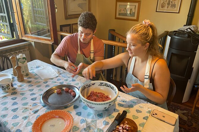 Cooking & Eating With Locals in Their Home Kitchen in Rome - Additional Information