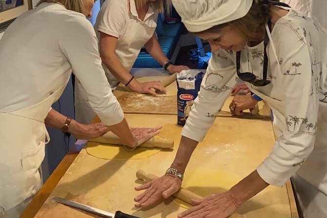 Cooking Lesson in Tuscan Villa Near Cortona - Location and Villa Details