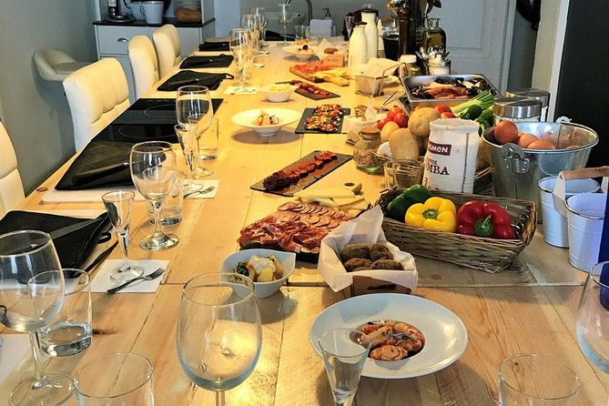 Cooking Paella and Market Tour in Barcelona - What to Expect