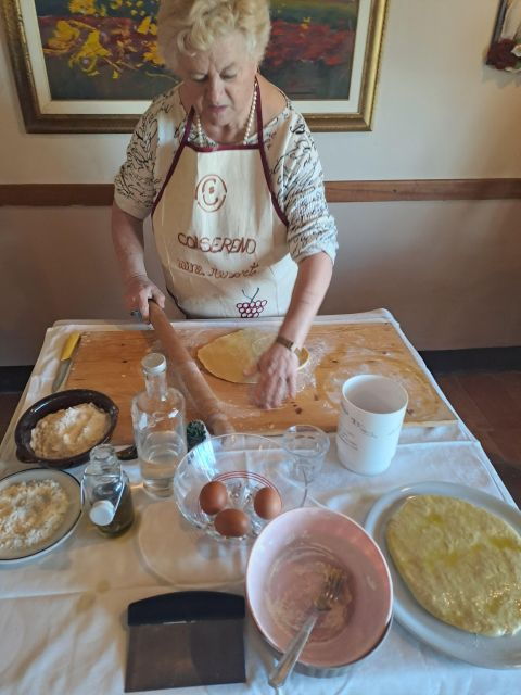 Cooking Tuscan Pasta Class With Brunello Tasting and Lunch - Good To Know