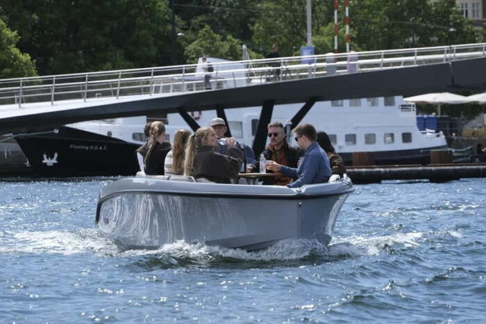Copenhagen: 1 or 2-Hour Canal Tour in Silent Electric Boats - FAQs