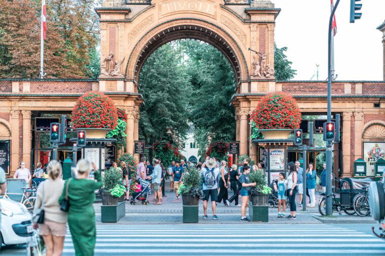 Copenhagen: 2-hour Old Town Private Walking Tour - Why This Tour Might Be Perfect for You