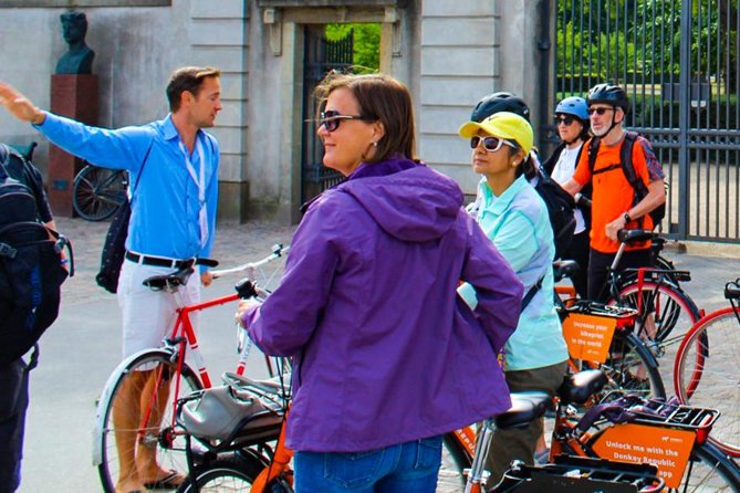 Copenhagen 3-hour City Highlights Bike Tour - Payment and Reservation