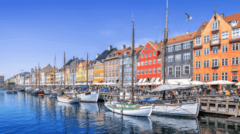 Copenhagen: 3 Hrs Sightseeing in Luxury Car - Good To Know