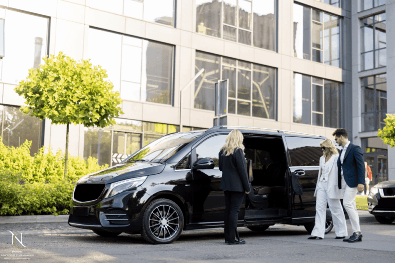 Copenhagen: 3 Hrs Sightseeing in Luxury Car - Detailed Breakdown of the Itinerary