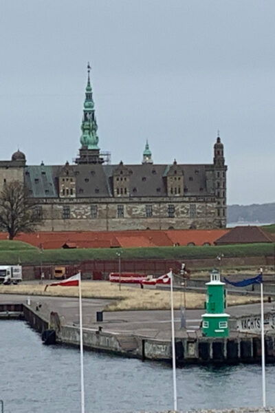 Copenhagen: Castles of North Zealand Day Tour - Exploring Fredensborg Castle
