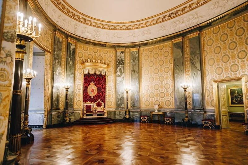 Copenhagen: Christiansborg Palace Entry Ticket - The Location and Accessibility