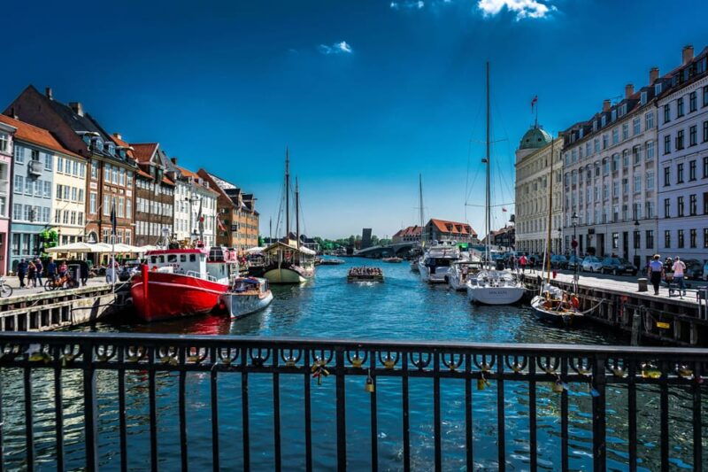 Copenhagen City & Christiansborg Palace Private Walking Tour - Good To Know
