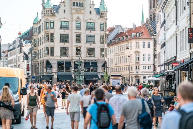 Copenhagen City & Christiansborg Palace Private Walking Tour - FAQs