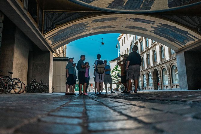 Copenhagen City & Christiansborg Palace Private Walking Tour - Meeting and Pickup Details