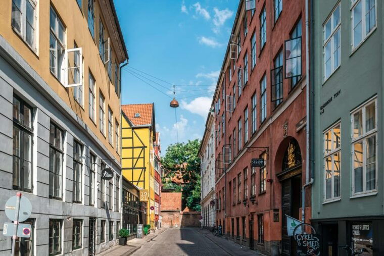 Copenhagen City & Rosenborg Castle Private Walking Tour - FAQ