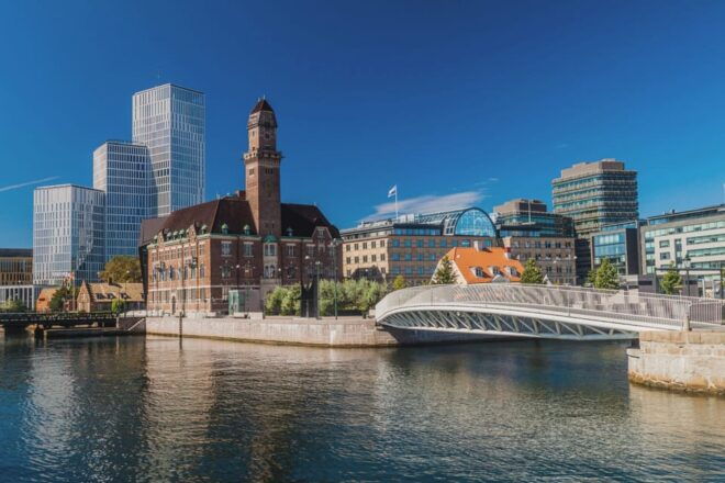 Copenhagen: Full-Day Trip to Malmö With Swedish Lunch - Historic Architecture of Malmö