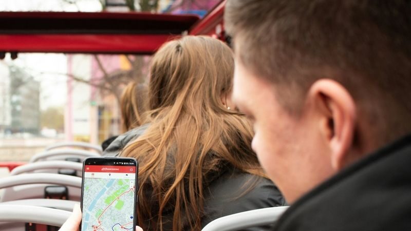 Copenhagen hop-on hop-off bus by Red Sightseeing with boat tour - Amalienborg Palace and the royal-city view