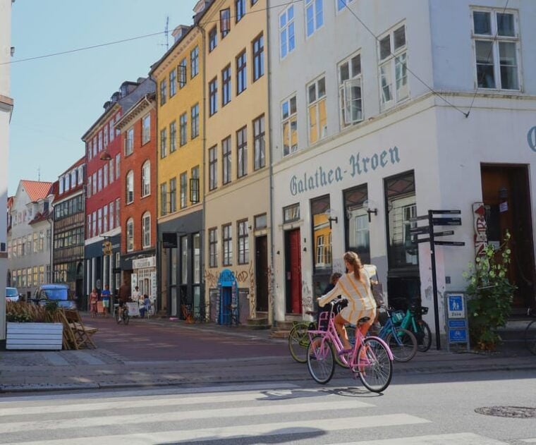 Copenhagen: Hygge & Highlights Walking Tour with Local Guide - FAQ