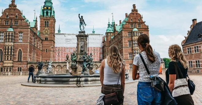 Copenhagen: Kronborg, Frederiksborg Castle and Roskilde Tour - Transportation and Amenities