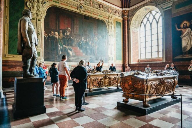 Copenhagen: Kronborg, Frederiksborg Castle and Roskilde Tour - Participant Information