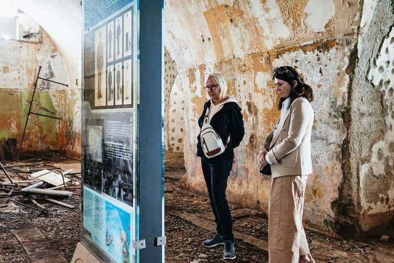 Copenhagen: Old Canals and Hidden Gems Social Boat Tour - A Closer Look at the Itinerary