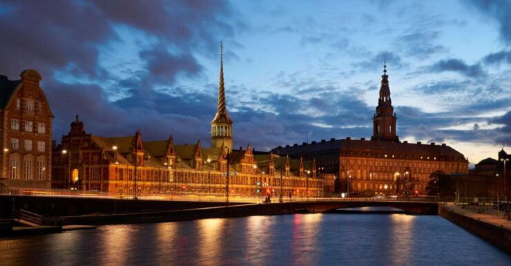 Copenhagen: Private 3-Hour City Of Lights Photography Tour - Experience