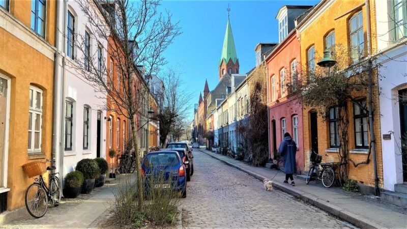 Copenhagen: Private Guided Bike Tour in French with Own Bike - Good To Know  