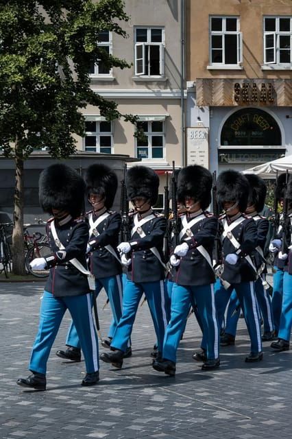 Copenhagen: Public 2-Hour Guided Walking Tour in French - Tour Features