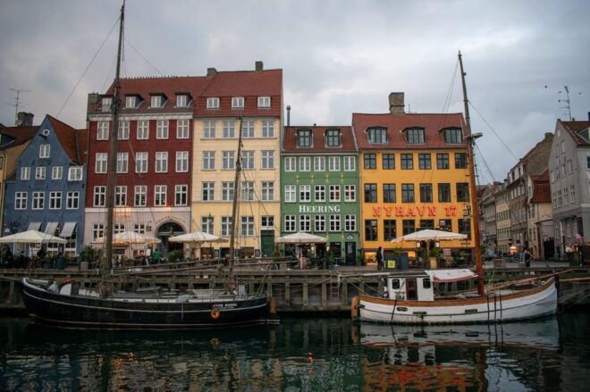 Copenhagen: Public 2-Hour Guided Walking Tour in French - Customer Feedback