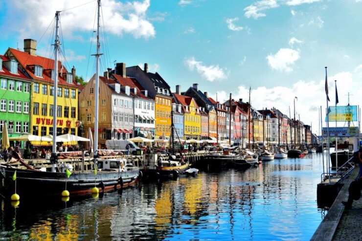 Copenhagen: Public 4-Hour Guided Walking Tour in French - Live French-Speaking Tour Guide