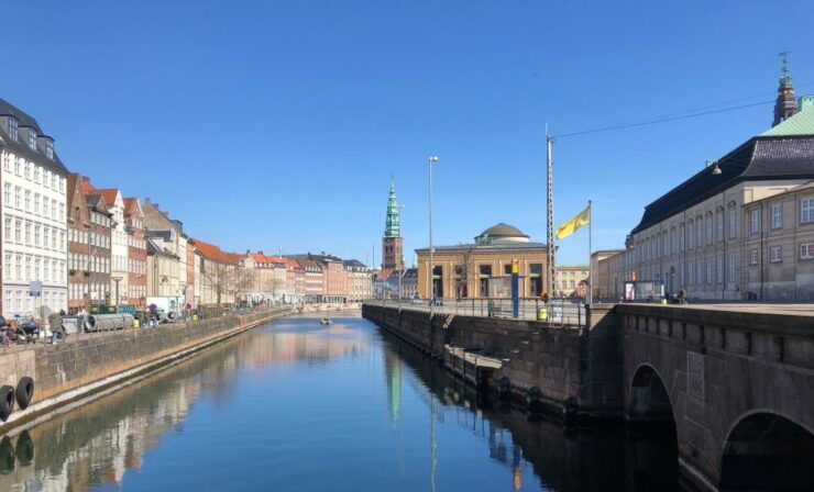 Copenhagen Sights & Stories - 3 Hrs Walking Tour - Itinerary & Landmarks